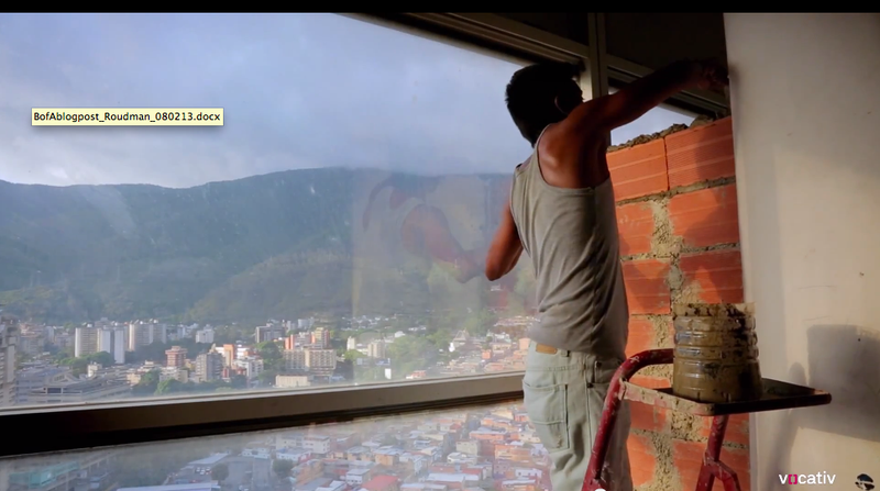 Illustration for article titled Rare Video From Inside a 45-Story Venezuelan Slum